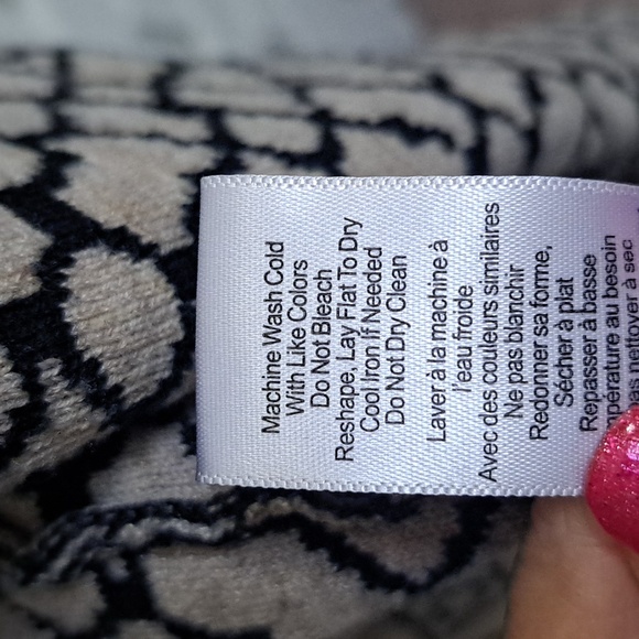 Andrea Jovine Black/Cream Open Sweater Cardigan. Size Medium - Picture 9 of 9